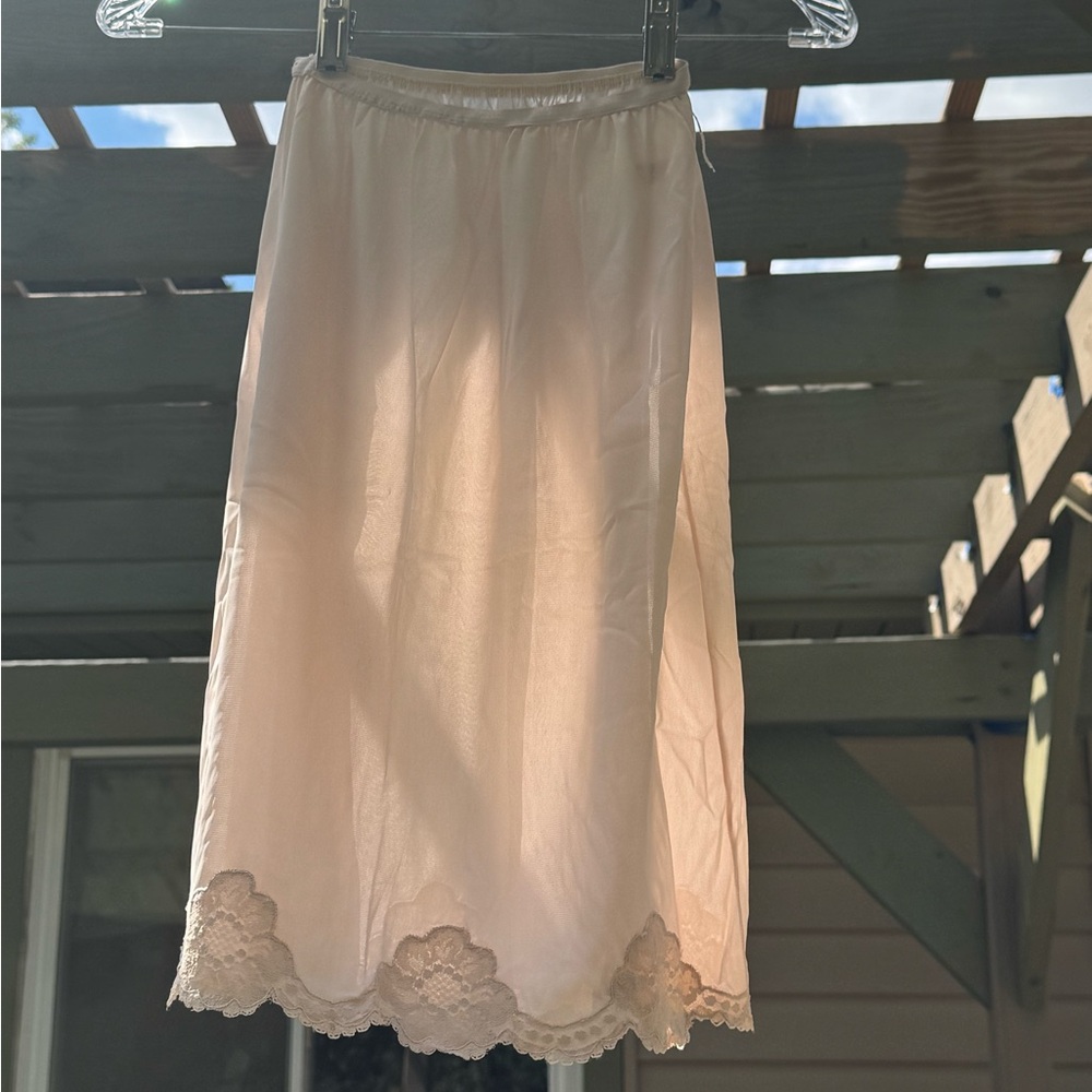 Vintage Avian Half Slip - Picture 14 of 14